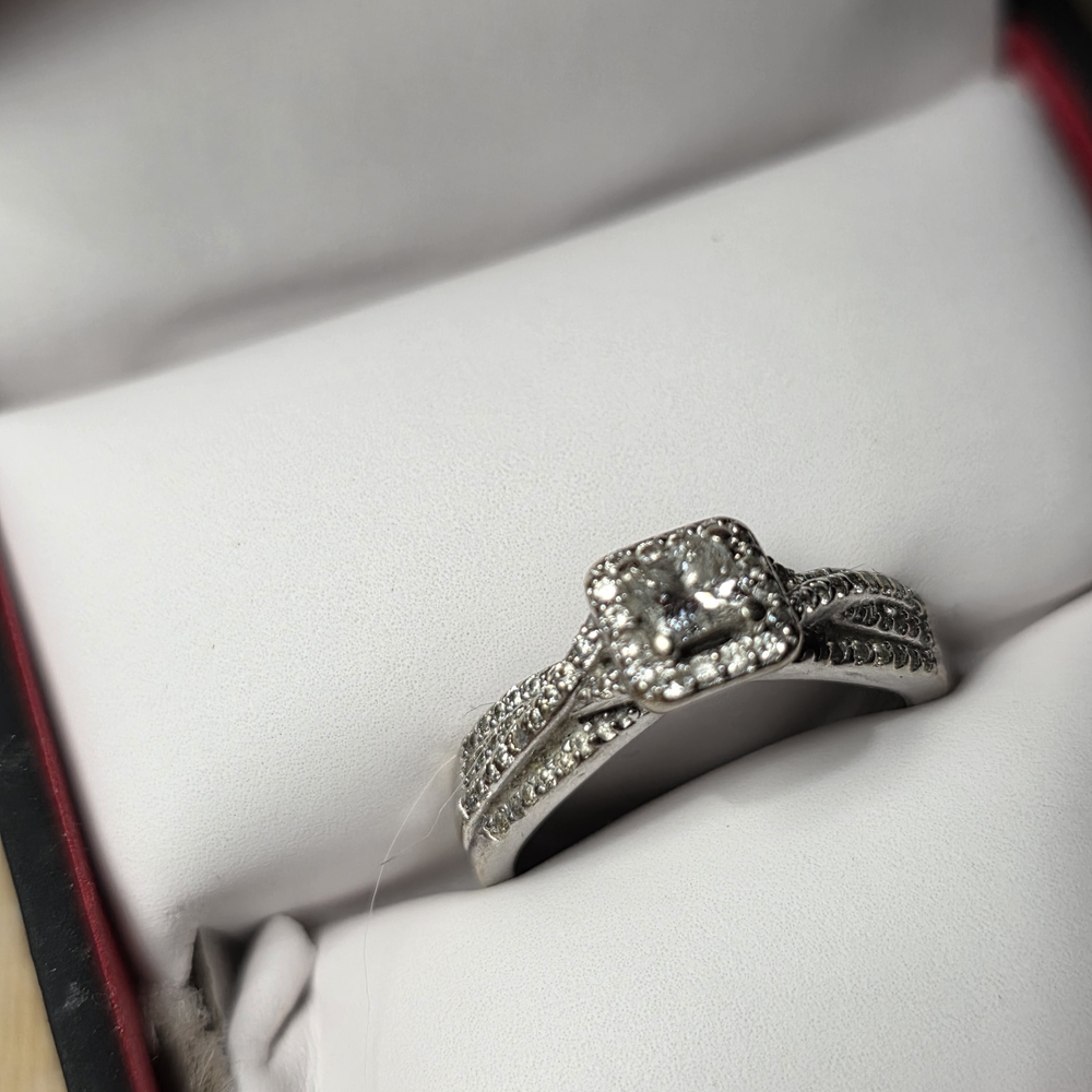 Silver Diamond Ring With Split Shank Design - image 1